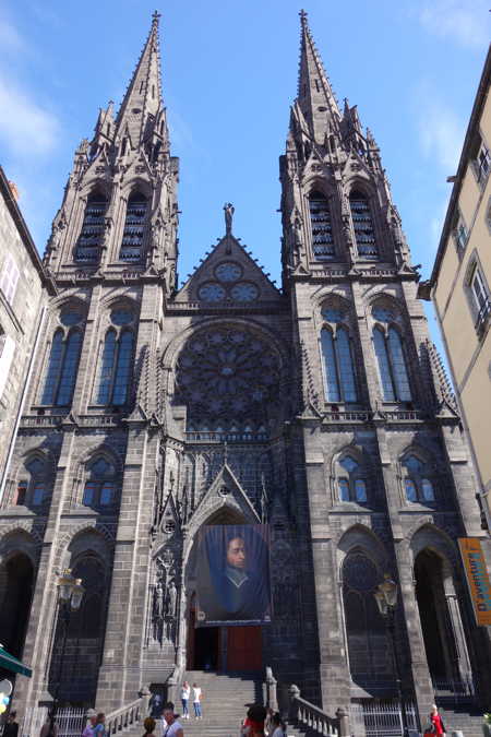 Portrait de Blaise Pascal devant la cathédrale — Clermont-Ferrand 