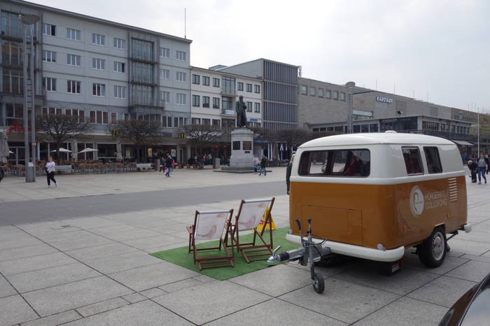 Véhicule cellule de stand — Place Gutenberg — Mayence