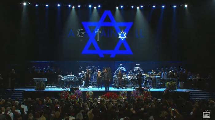 — "Michael Jackson's Mémorial service"