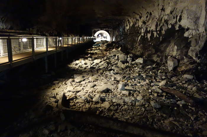 Galerie dans l'usine au sein du Kohnstein en lisière du camp de concentration de Mittelbau/Dora — Nordhausen (D) 