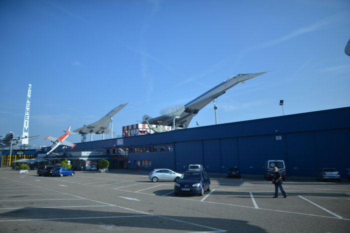 Concorde et Tupolev TU 144 sur le toit du musée technique de Sinsheim (D)