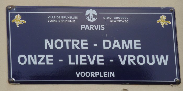 - Plaque de rue du pavis de Notre-Dame - Onze Lieve Vrouw -