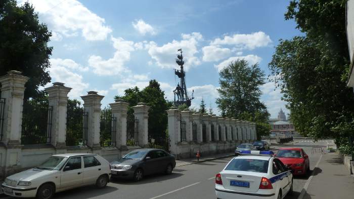 — Monument C. Colomb/St Pierre-Le-Grand de Z. K. Tsereteli —