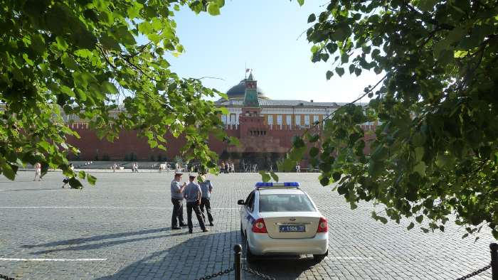 — Mausolée de Lénine vue depuis le magasin Gum — Place Rouge — Moscou —