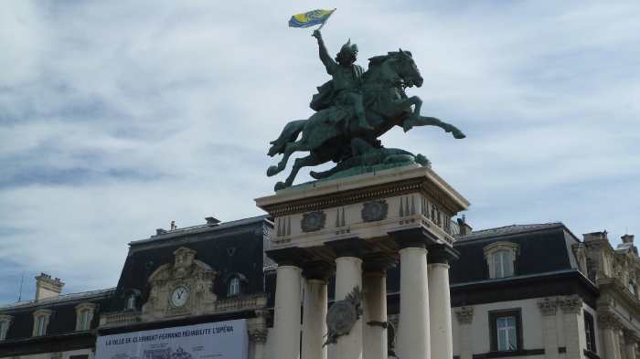 — Statue de Vercingétorix — Clermont-Ferrand —