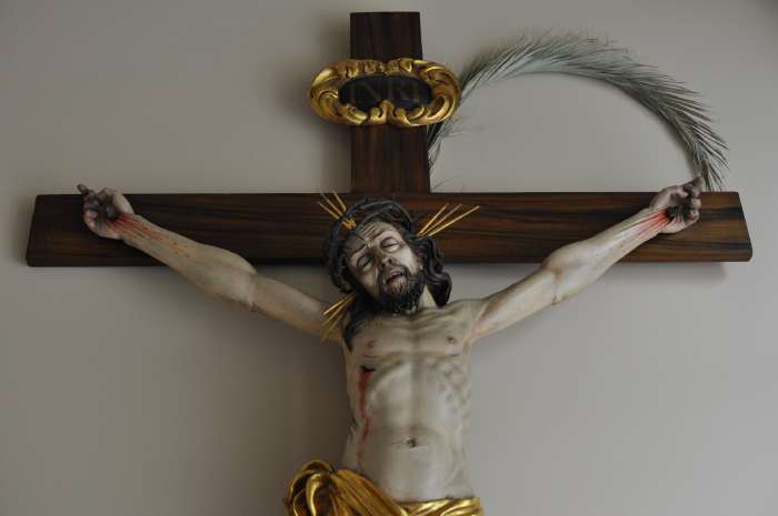 — Détail d'un crucifix — Berne —
