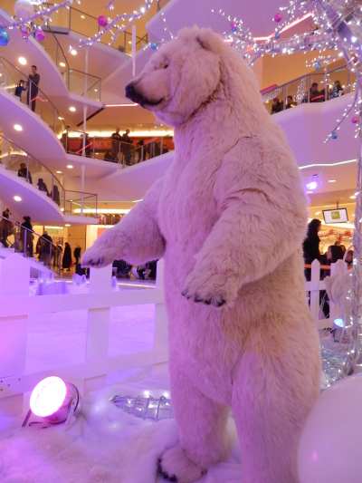 Ours blanc animé - Centre commercial La Pardieu - Lyon