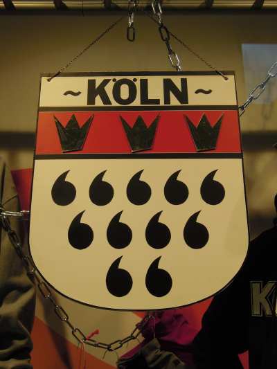 — Wappen Koeln ("armoiries de la ville de Cologne") vu dans une vitrine de grand magasin - Cologne —