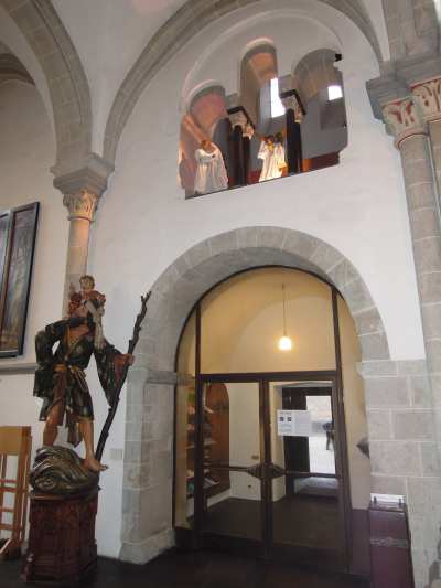 — Visite angélique auprès de Joseph et Marie dans une église - Cologne —