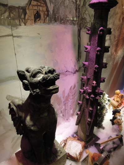 — Décorations de Noël dans une vitrine - Cologne —