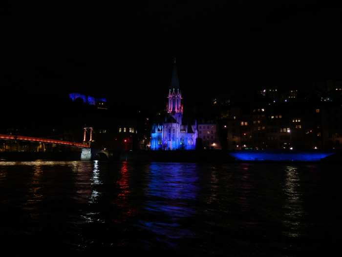 — Eglise et passerelle St Georges - Fête des Lumières - Lyon —