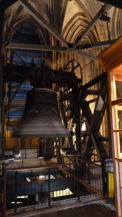 — Beffroi de la cathédrale - Cologne —