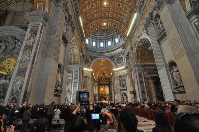 — Messe à la Basilique St Pierre - Rome —