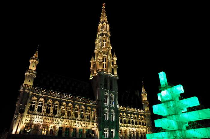 - Sapin électronique sur la Grande Place de l'Hôtel de ville - Bruxelles - 