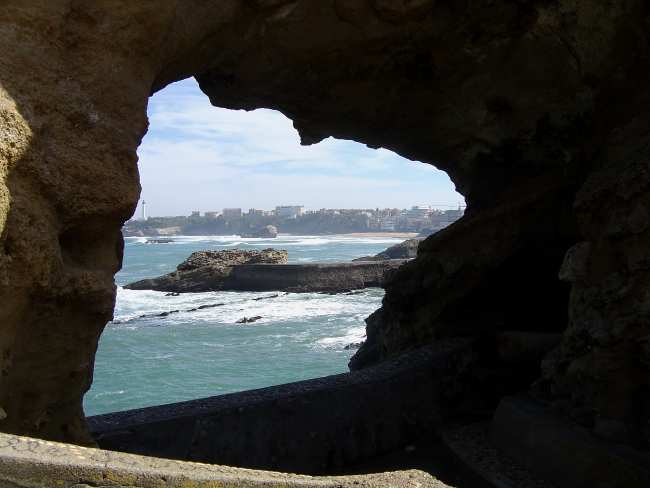 — "Pointe St martin vue depuis le rocher de la Vierge - Vendredi 14 Avril 2006 - Biarritz —