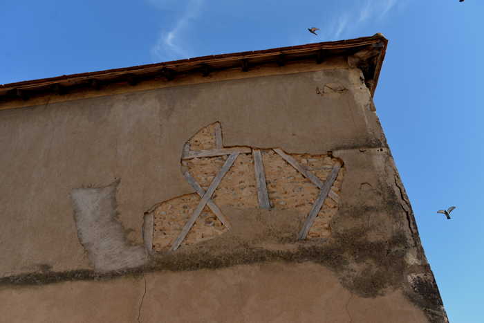 Tour de ferme avec pigeonnier