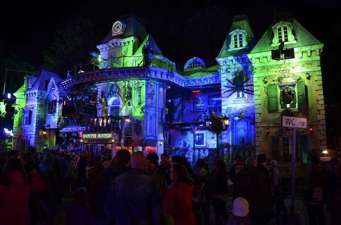 Attraction foraine: Manoir hanté — 542e Foire d'Automne — Bâle/Basel 