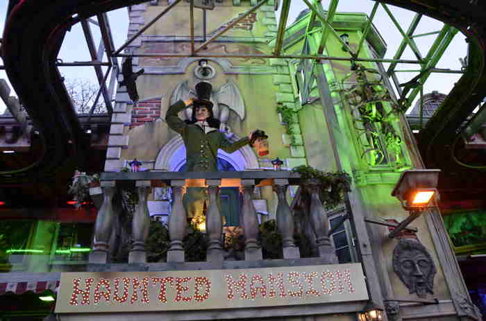 Attraction foraine: Manoir hanté — 542e Foire d'Automne — Bâle/Basel 