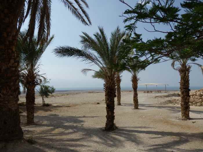 — Site de Qumran sur les rives de la Mer Morte - Israël — 12 Juin 2011 —