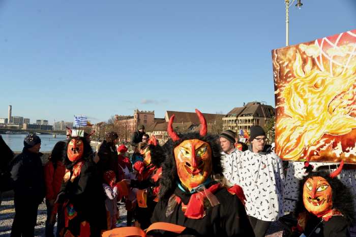 — Char et cortège de Carnaval — Bâle/Basel —