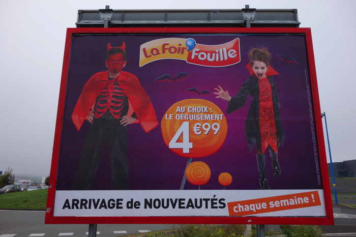 — Affiche enseigne Foirfouille "fête" d'Halloween —