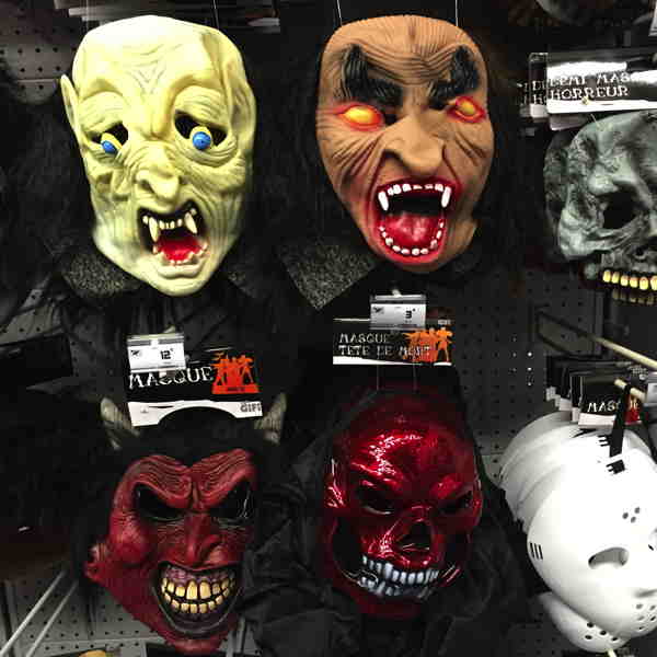 — Rayons dédiés à la "fête" d'Halloween —