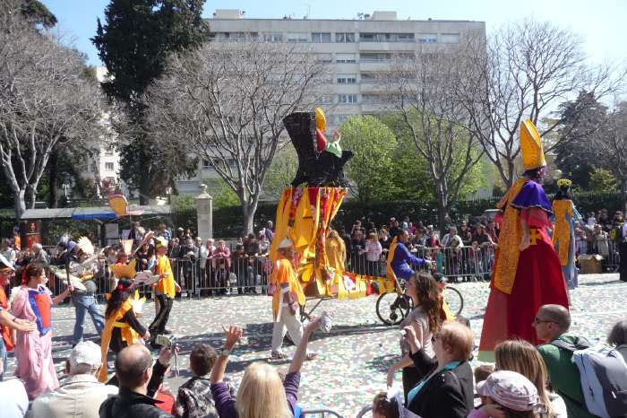 Carnaval de Marseille sur l'Avenue du Prado à Marseille