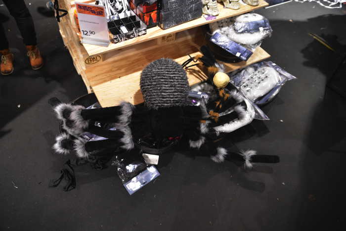 Articles Halloween en grand magasin — Bâle/Basel