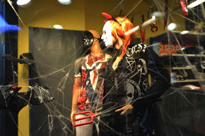 Articles Halloween - metroboutique — Bâle/Basel