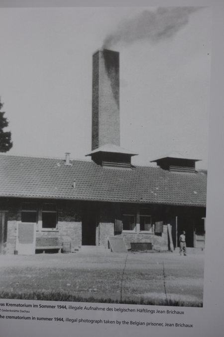 — Photo d'époque du grand crématorium de Dachau —  — Camp de concentration/extermination de Dachau — Dachau (D) —
