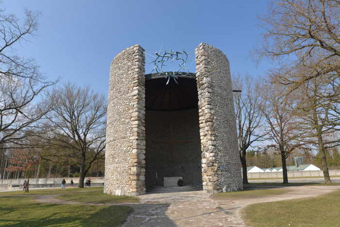 — Eglise Catholique — Camp de concentration/extermination de Dachau — Dachau (D) —