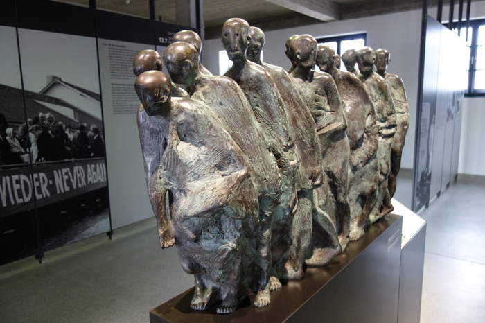Sculpture - Musée du camp de concentration/extermination de Dachau — Dachau (D)