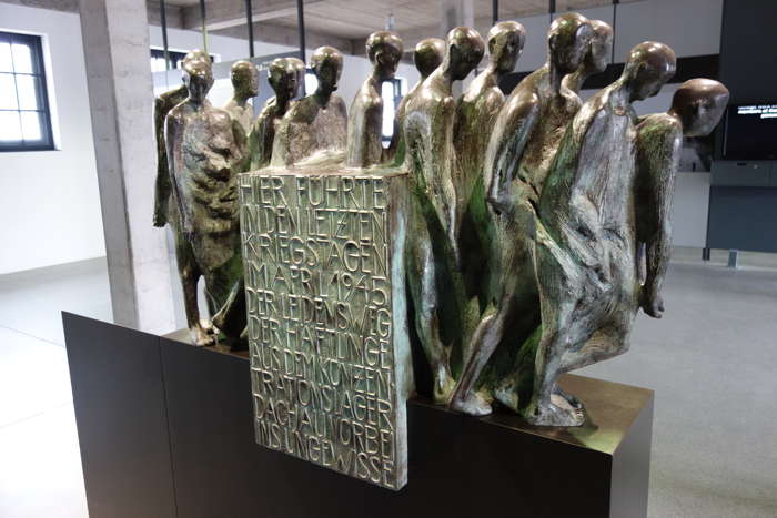 Sculpture - Musée du camp de concentration/extermination de Dachau — Dachau (D)