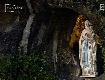 Voyage papal à lourdes 2k4