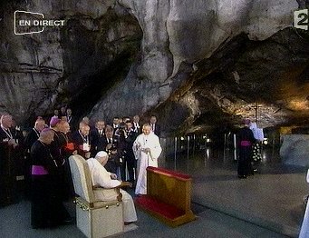 Voyage papal à lourdes 2k4