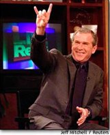 G W Bush et son salut