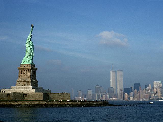 statue Liberté et les 2 tours