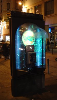 cabine de téléphone à Lyon
