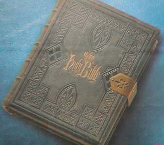 affiche holly bible