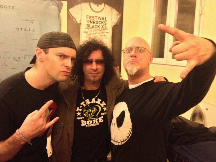 Aurelien Ouzoulias, batteur du groupe Français Satan Jokers