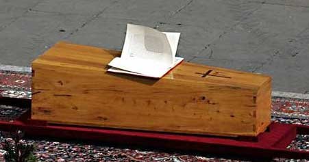 Cercueil de Jean Paul II