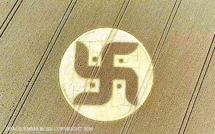 Crop circle apparu à Cooks Plantation, près de Beckhampton, Wiltshire (GB)