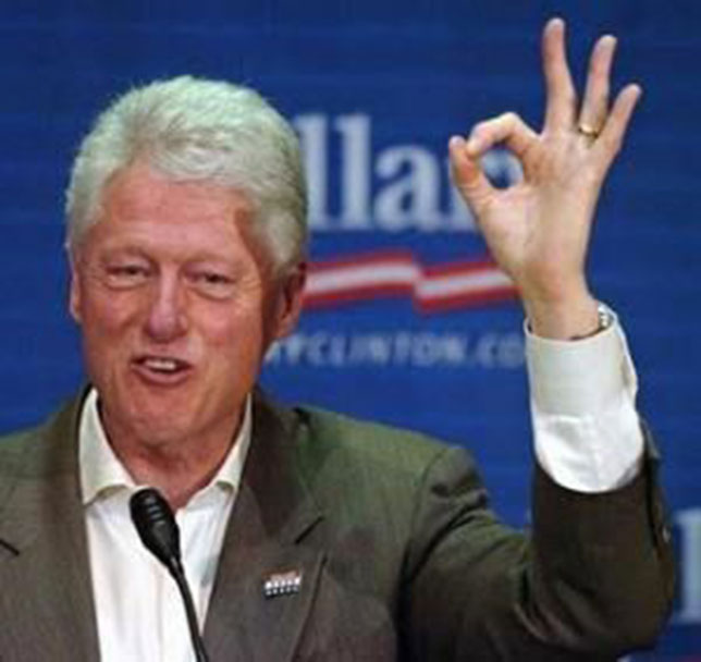 Bill Clinton flashant le signal digital 666