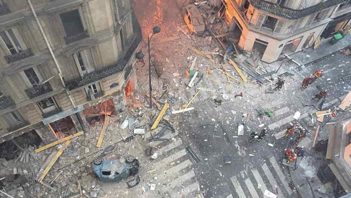Explosion de (gaz ???) dans une boulangerie rue de Trévise dans le 9e à Paris