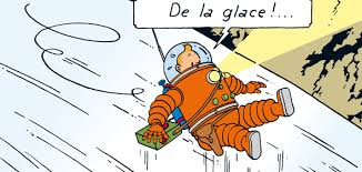 Tintin glissant sur un sol lunaire glacé