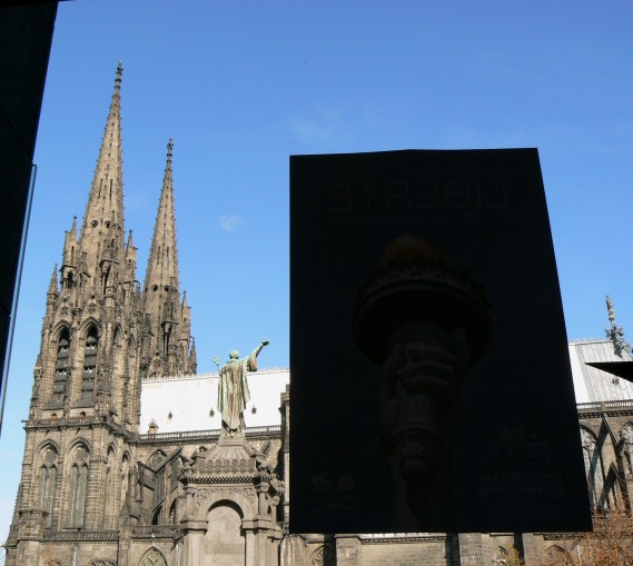 Affiche Liberté + cathédrale