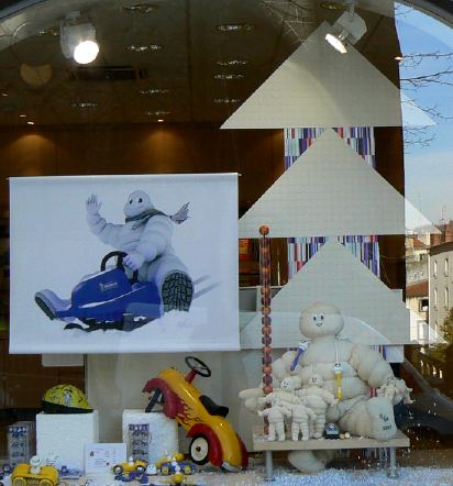 Vitrine Noël espace Michelin