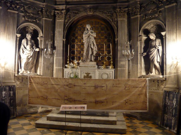 Saint suaire Notre Dame des Doms