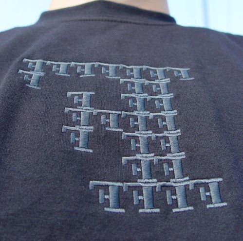 — T-shirt "F" —