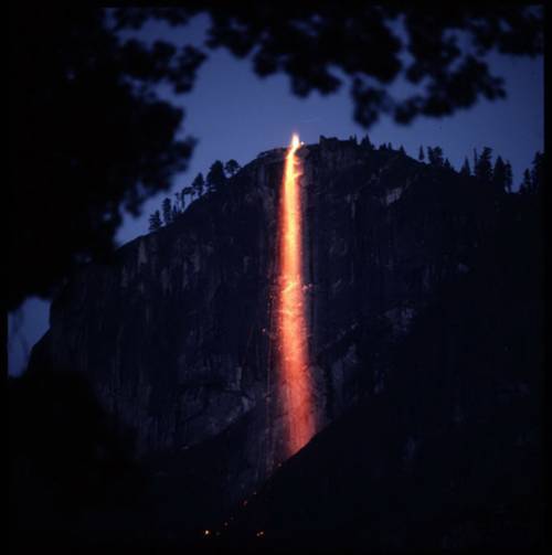 El Capitan, la cascade en feu